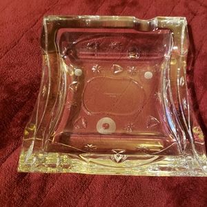 Crystal cigar ashtray